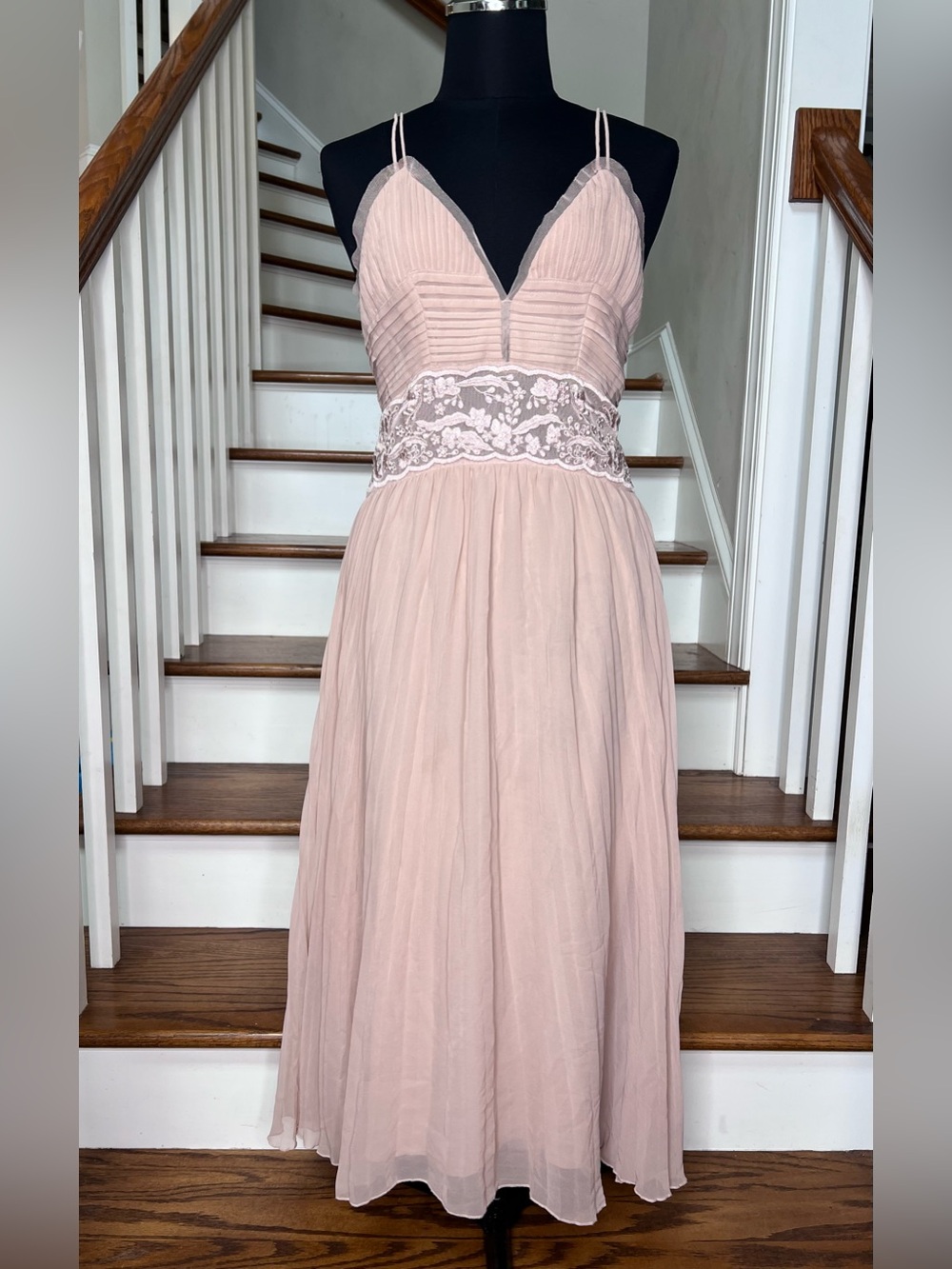 REISS Blush Pink Pleated Midi Dress Lace Waist Silk Look Chiffon US 6 - Picture 2 of 11